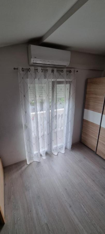 Apartmani Italo Биоград-на-Мору Экстерьер фото