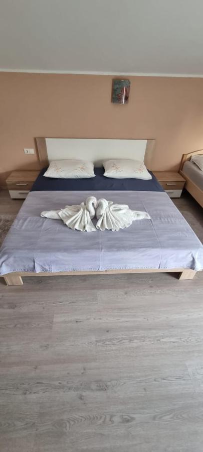 Apartmani Italo Биоград-на-Мору Экстерьер фото